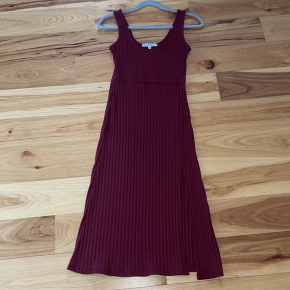 Ribbed Midi Dress - Picture 2 of 5